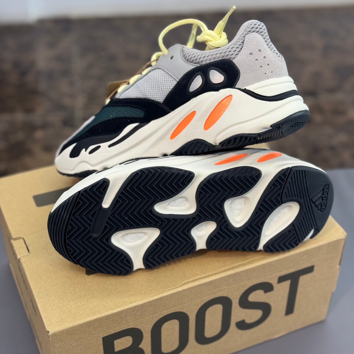 Adidas Yeezy Boost 700 Wave Runner