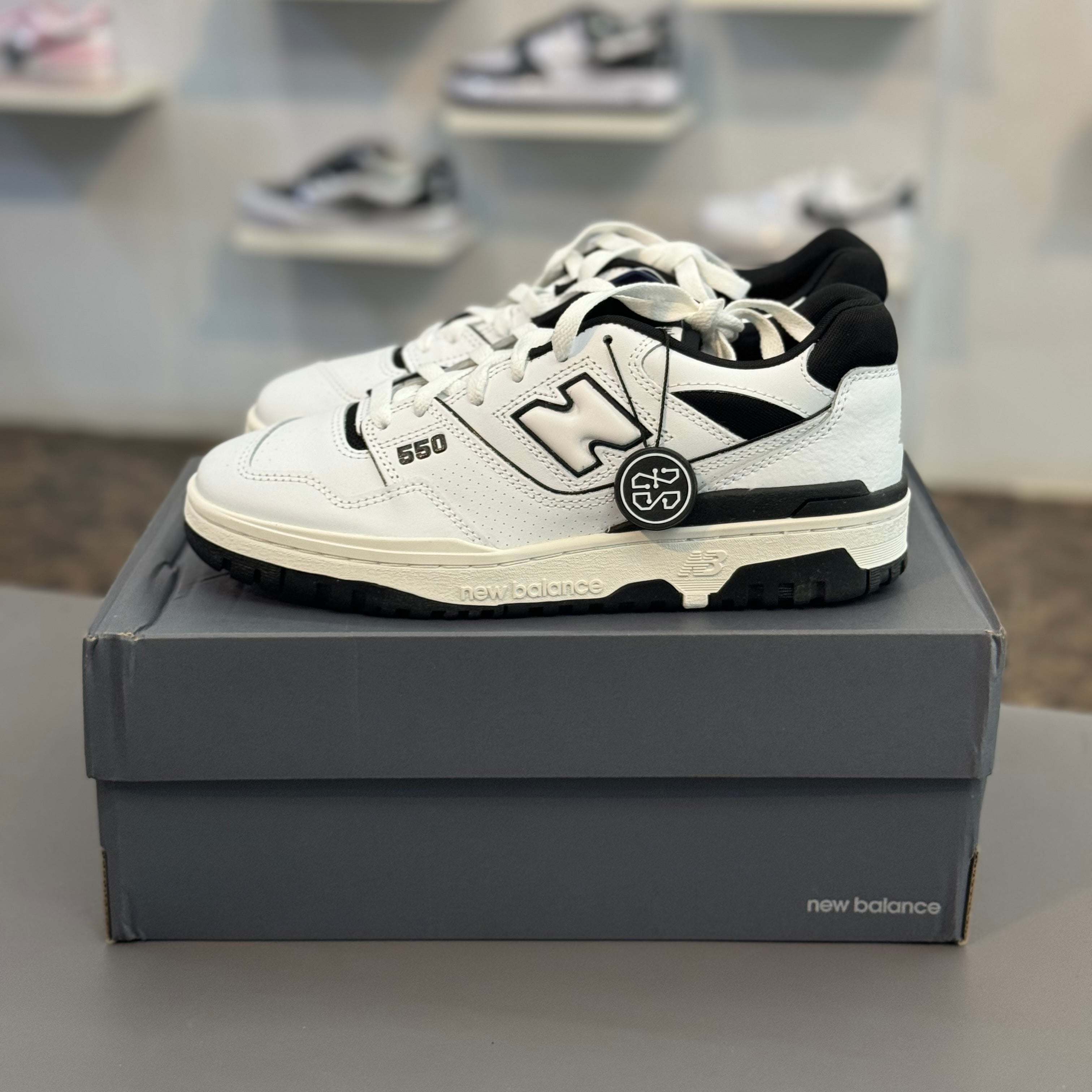 Cheapest New Balance 550 Oreo