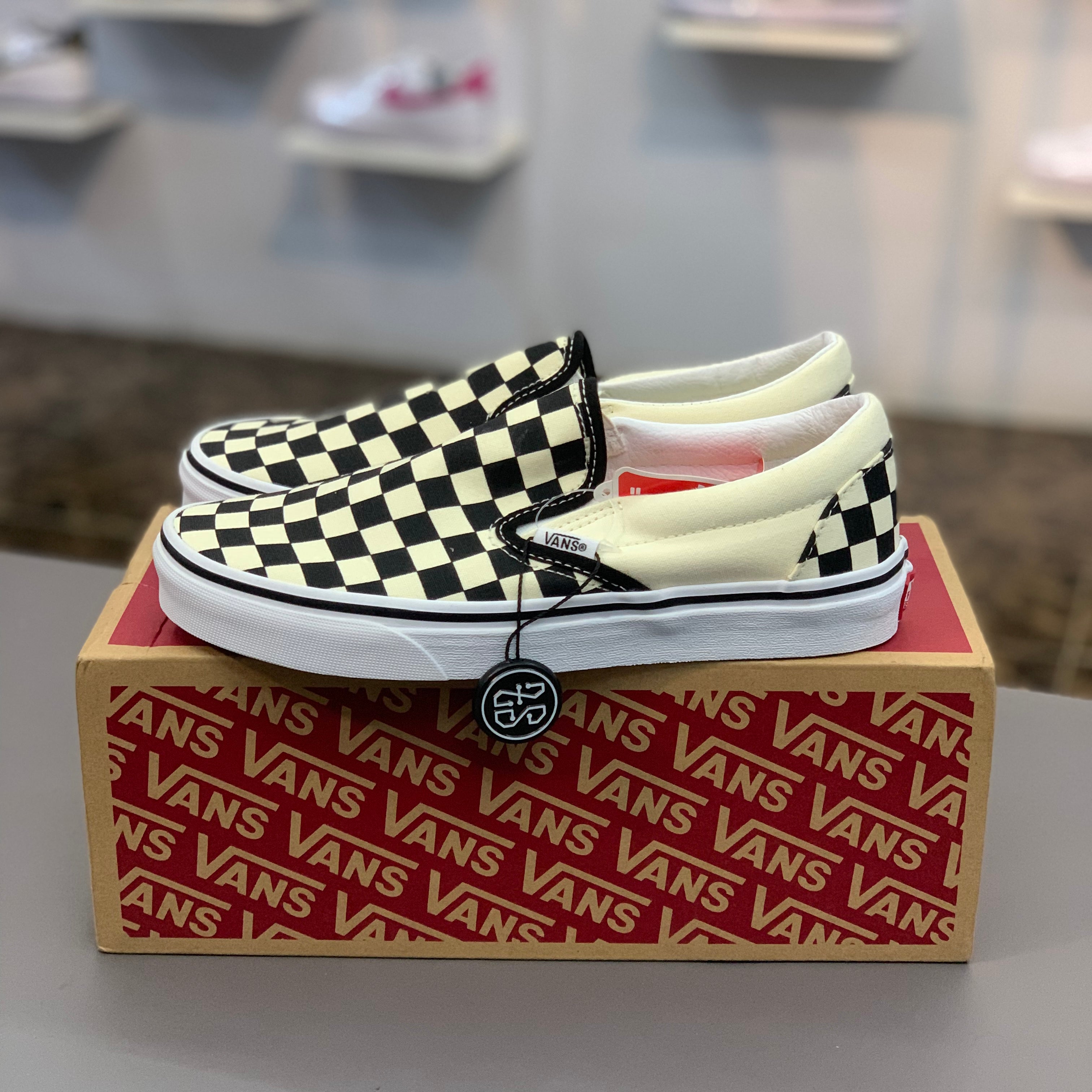 Vans best sale checkerboard box