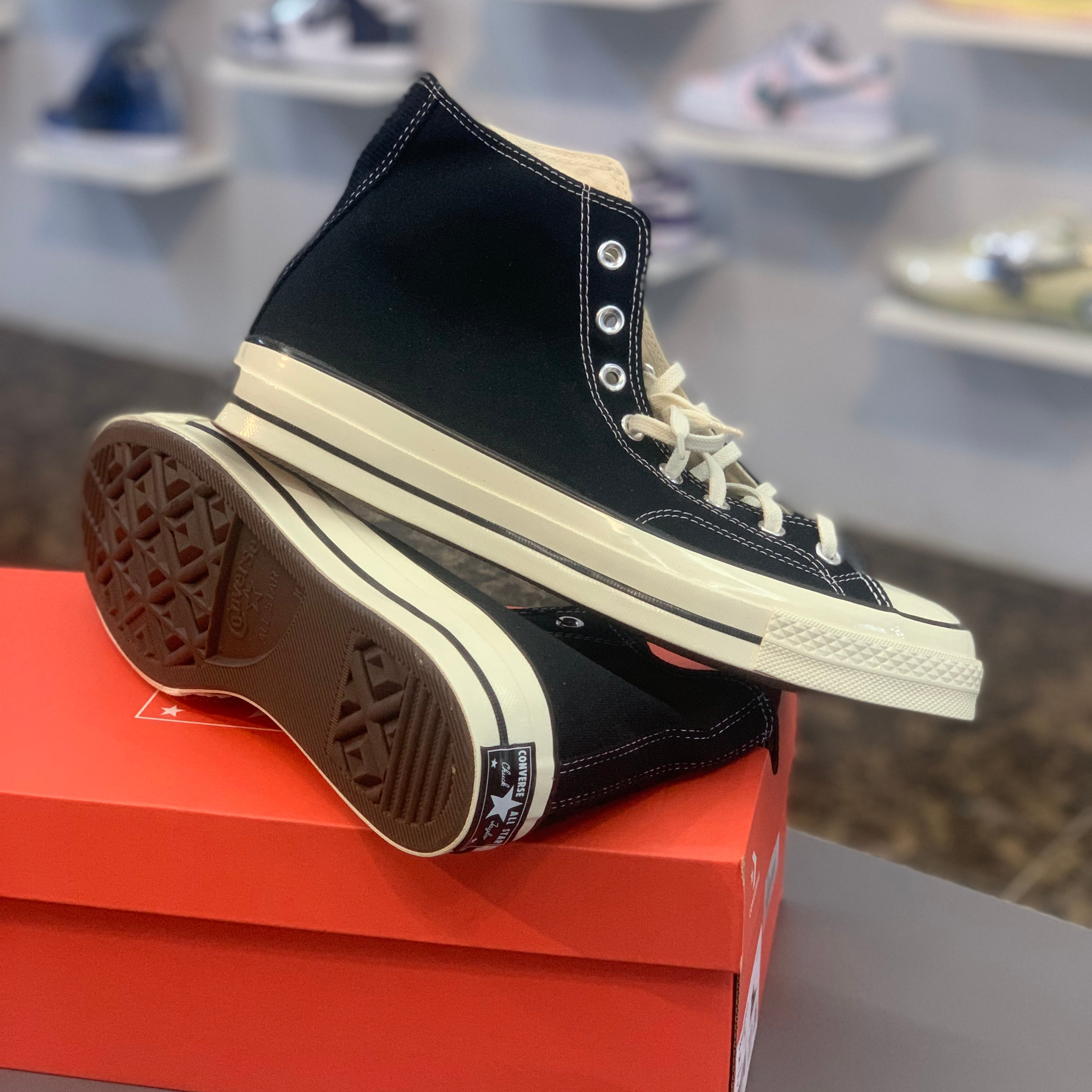 ChuckTaylor Hi Black 23.5-