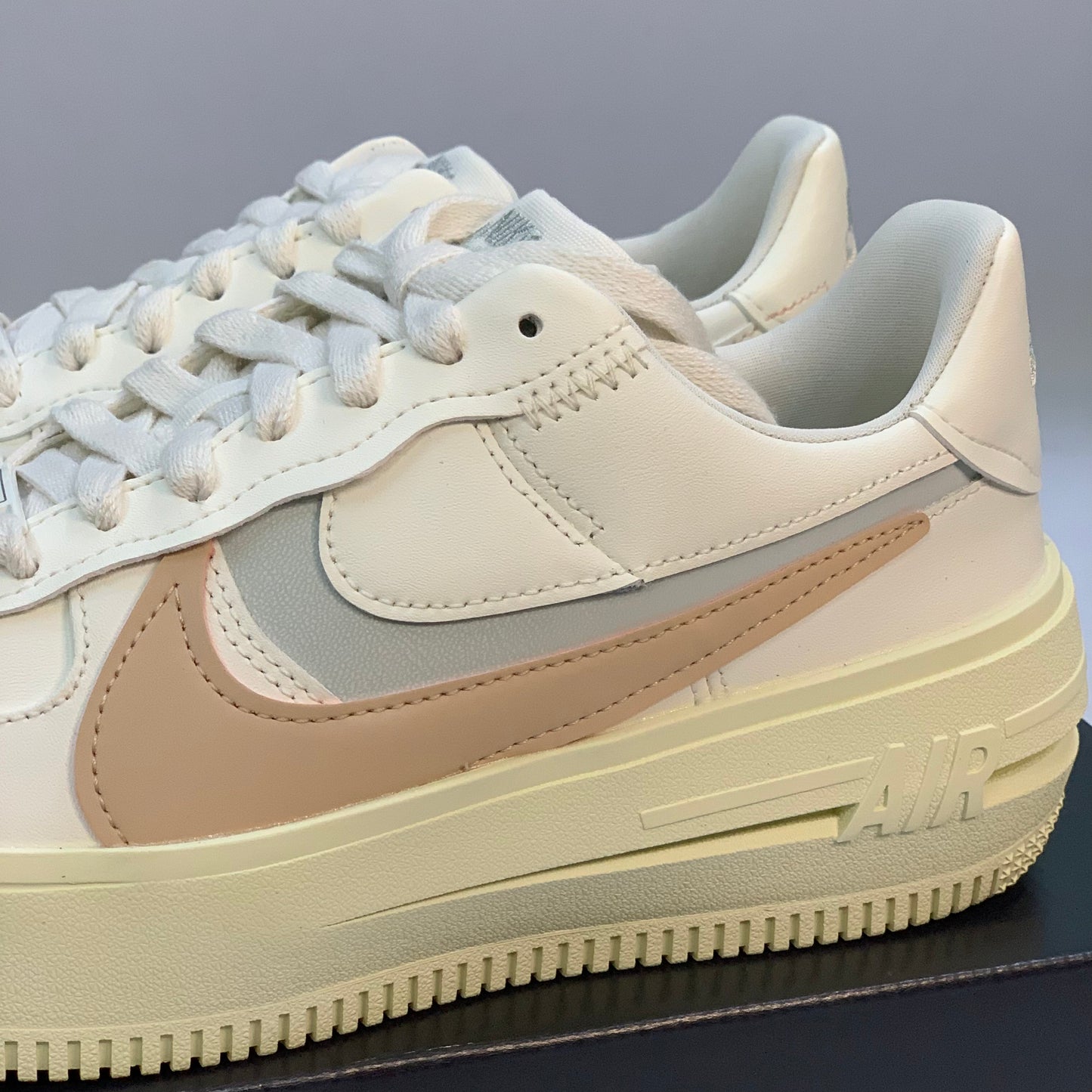 Nike Air Force 1 PLT.AF.ORM Sail Arctic Orange